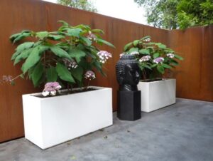 Die schönsten länglichen Pflanzgefäße für drinnen und draußen eliassen.co.uk 2