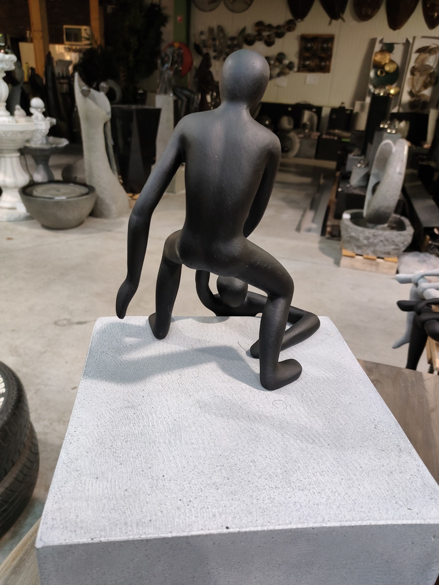 images 16674895128676375460860418784996