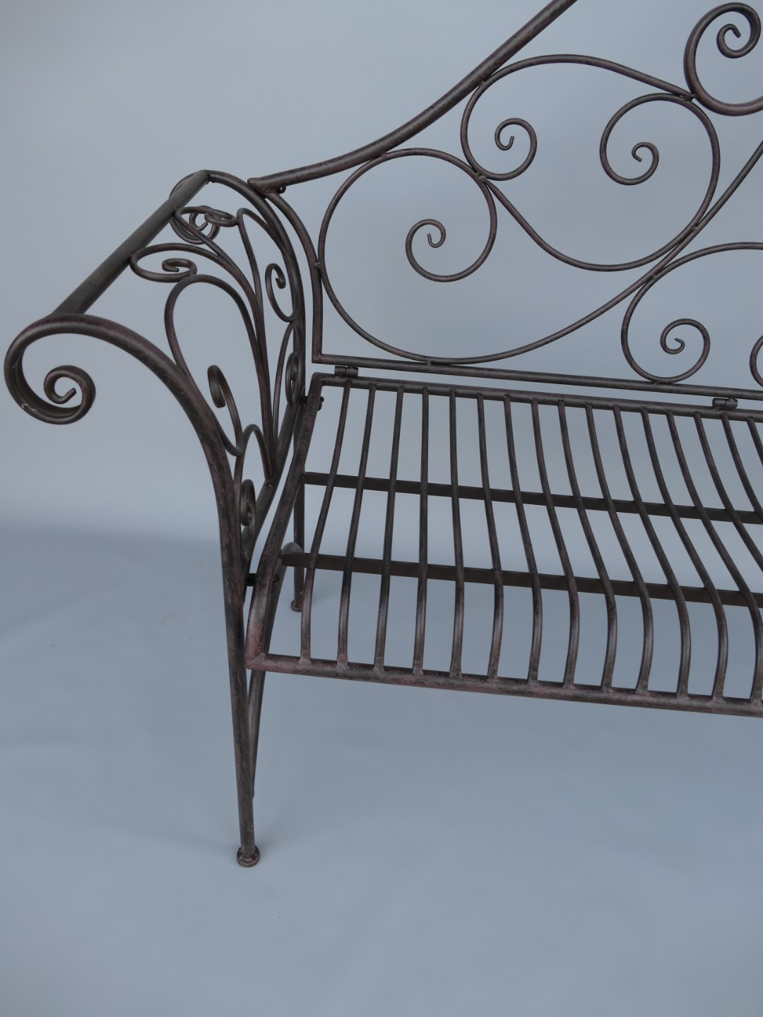 images 335003BRcnfW8wiXG5tDcT