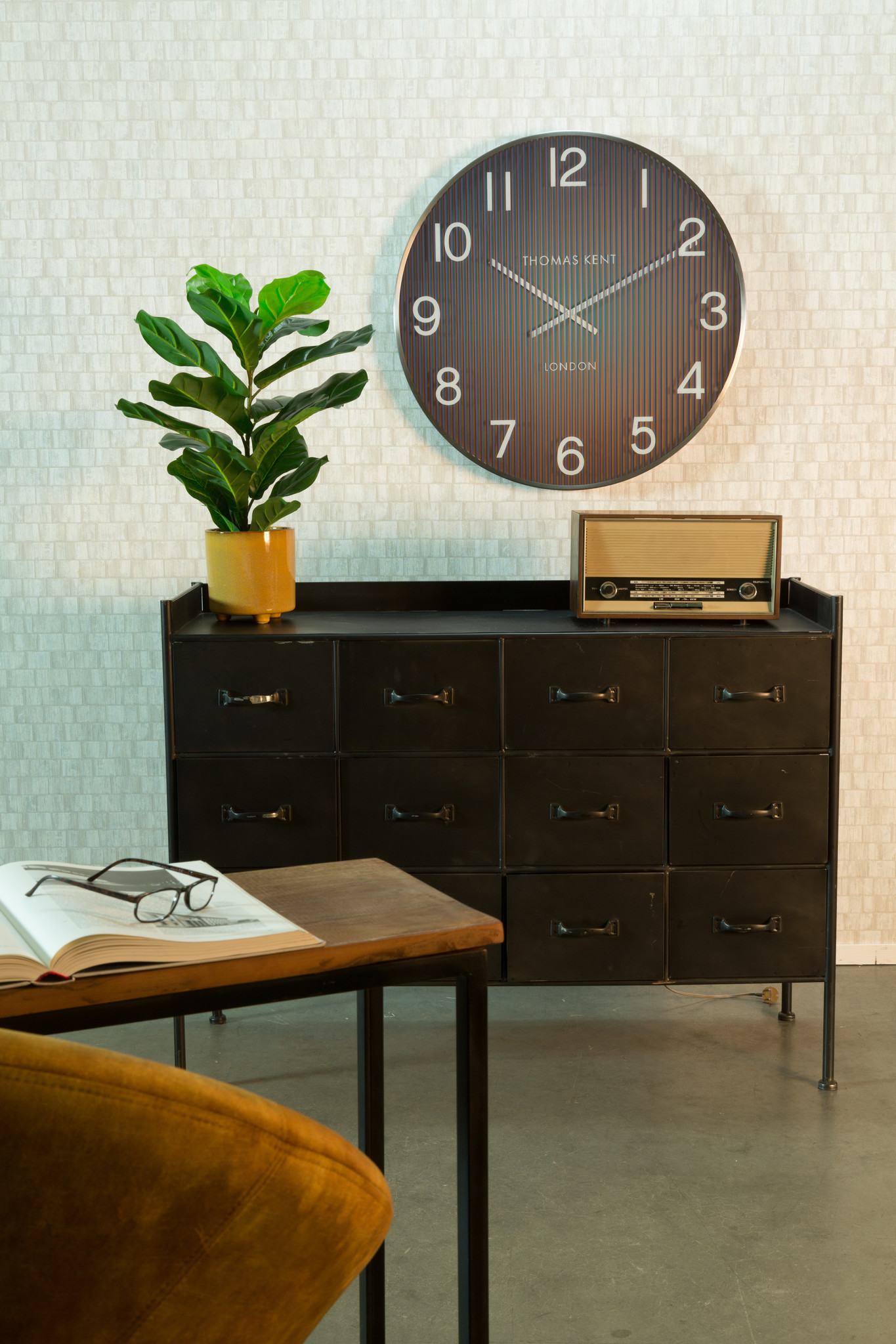 images 781069 (2) - THOMAS_KENT