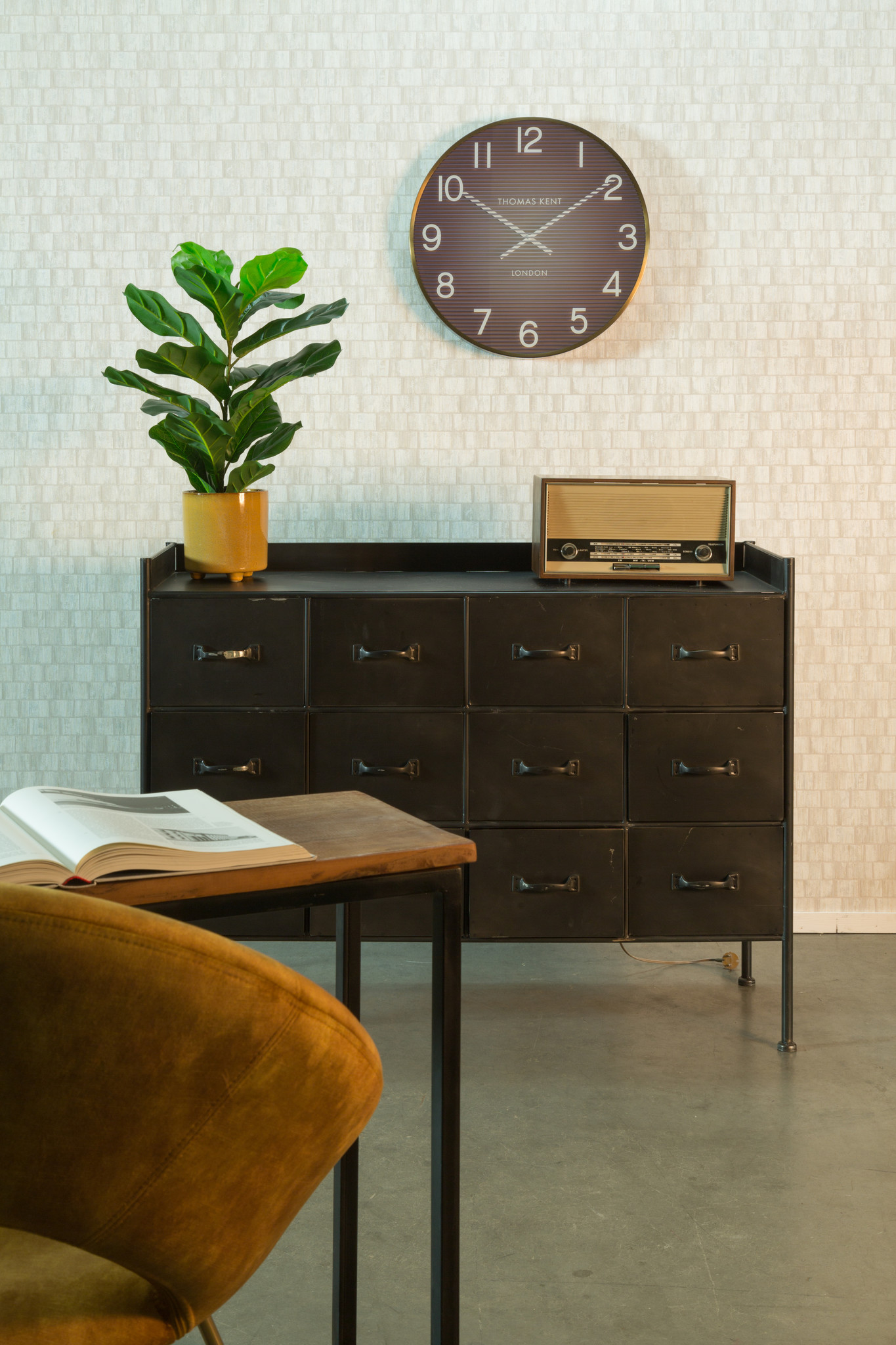 images 781072 (1) - THOMAS_KENT