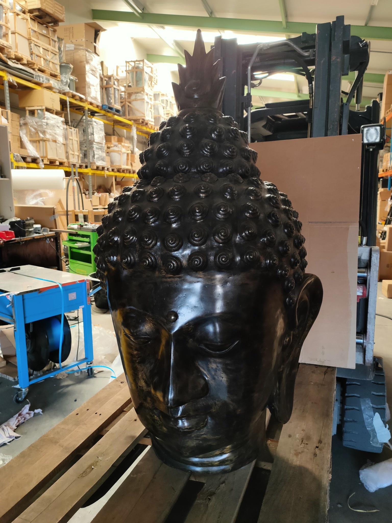 images Eliassen Boeddha hoofd brons 110cm