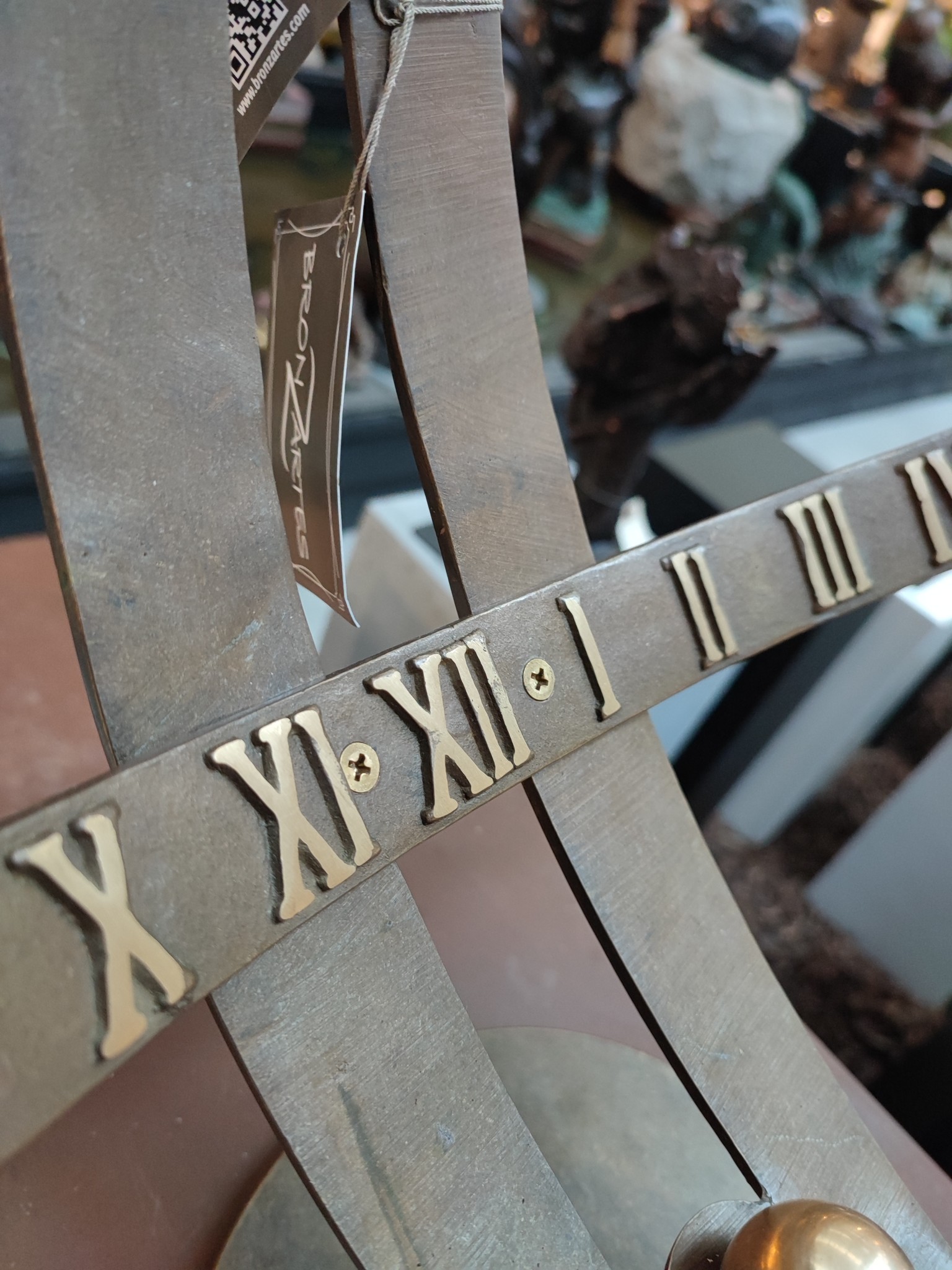 images Eliassen Zonnewijzer brons modern Ga0386 - Eliassen.nl