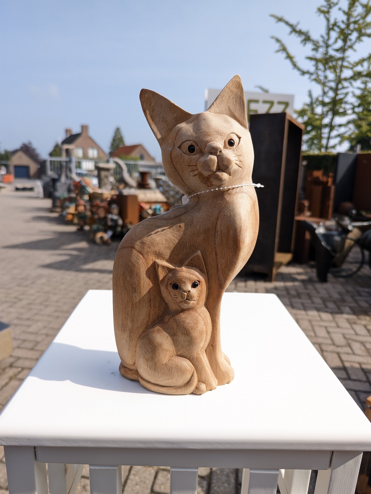 images Houten beeld kat met kitten eliassen.nl