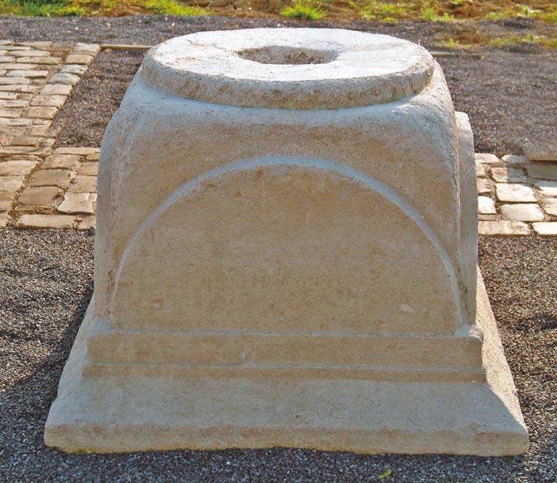 images Sokkel klassiek Lens 103cm - eliassen.nl