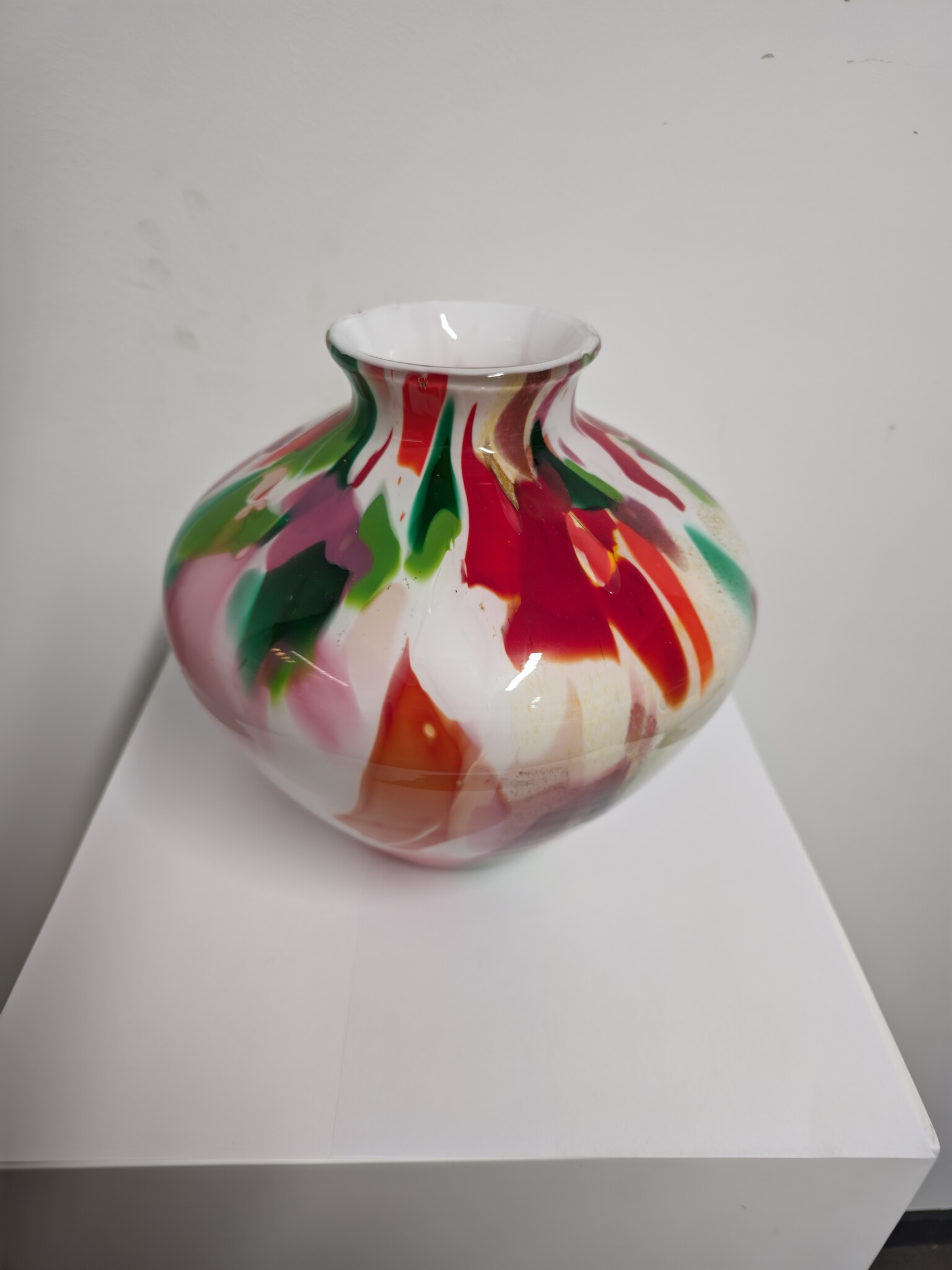 images Fidrio Glasvaas Belly mix colors 23cm eliassen.nl 2