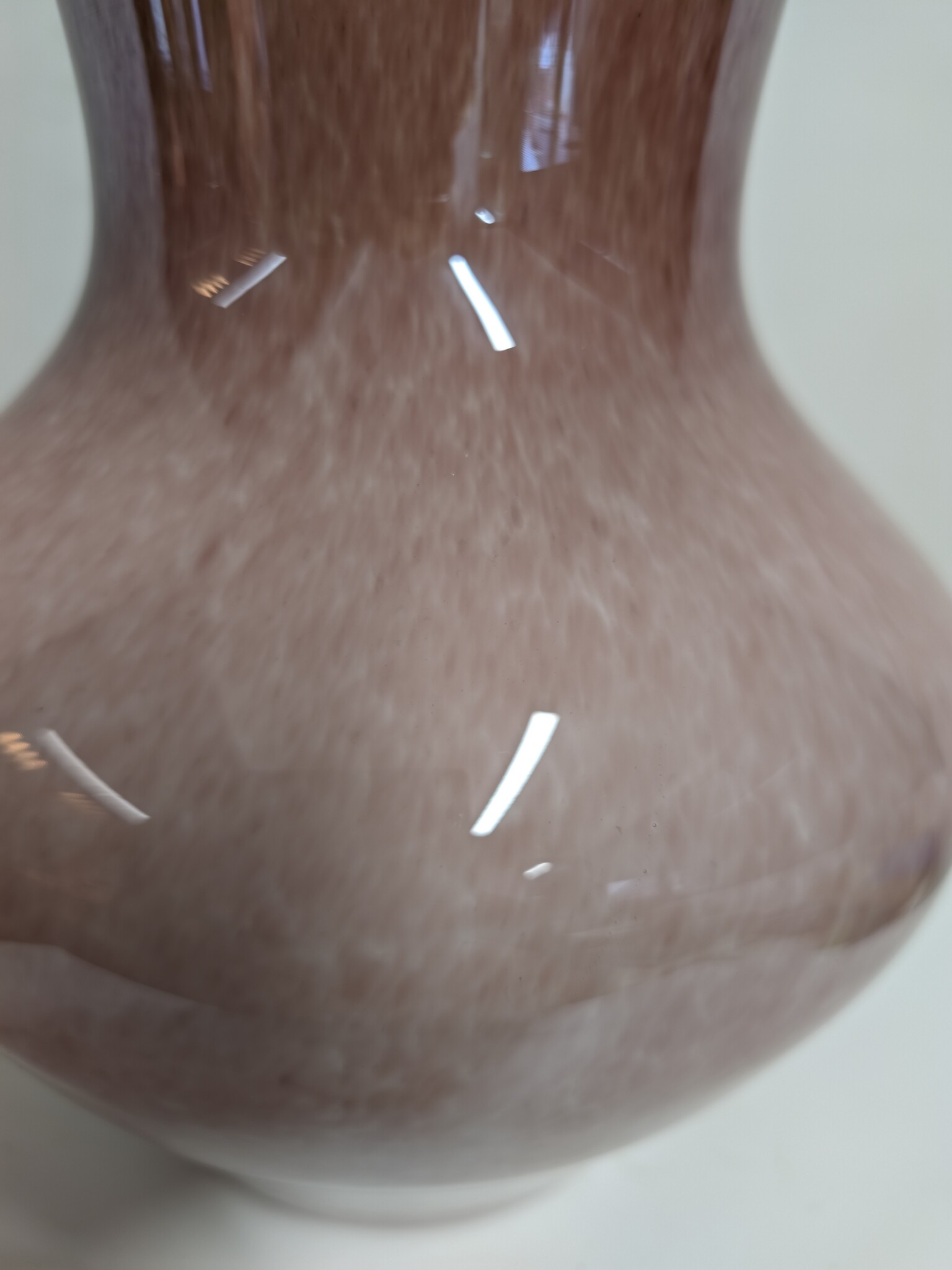 images Glasvaas Parma medium lila luster 28cm eliassen.nl 3