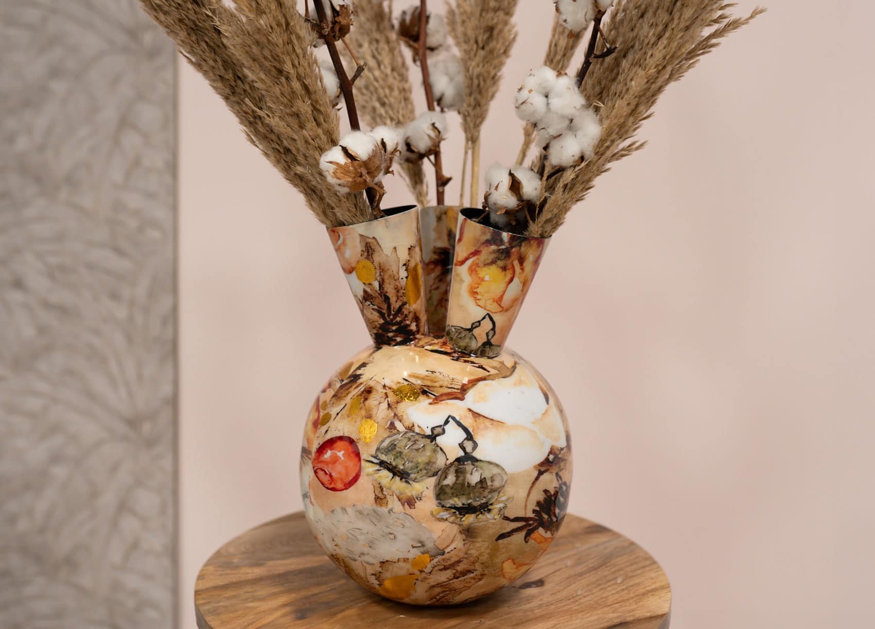 images Tulpenvaas metaal Cotton Cream in 2 maten eliassen.nl 4