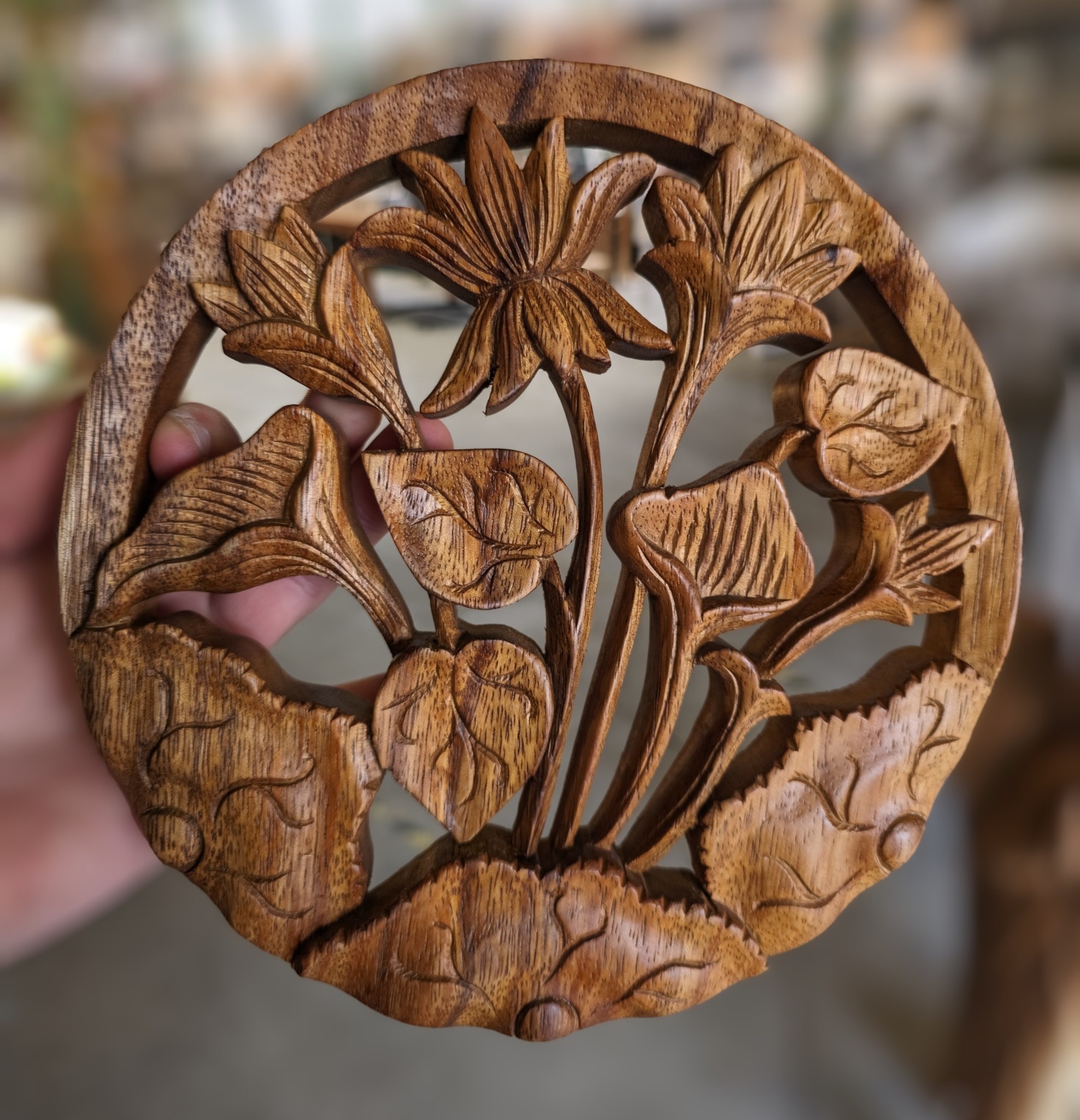 images Wandpaneeltje hout rond bloemen en planten 20cm eliassen.nl